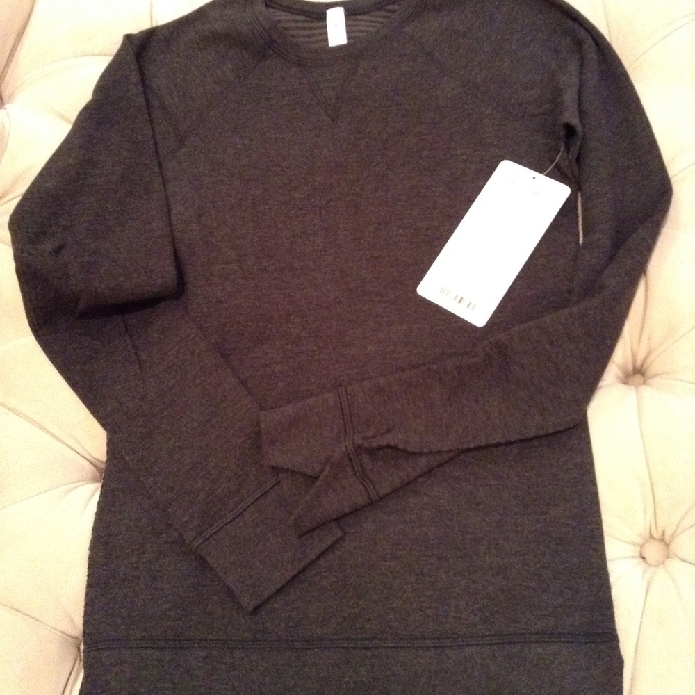 NWT Lululemon Open Your Heart LS Top - Black Gray Stripe - Reversible - Sz 2
